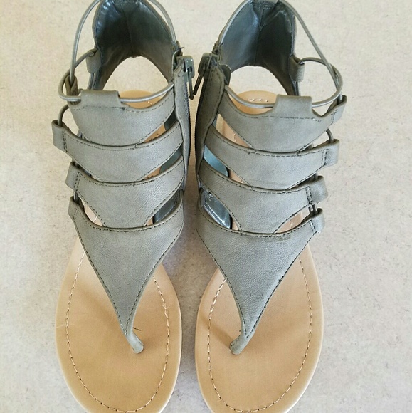 city classified gladiator sandals